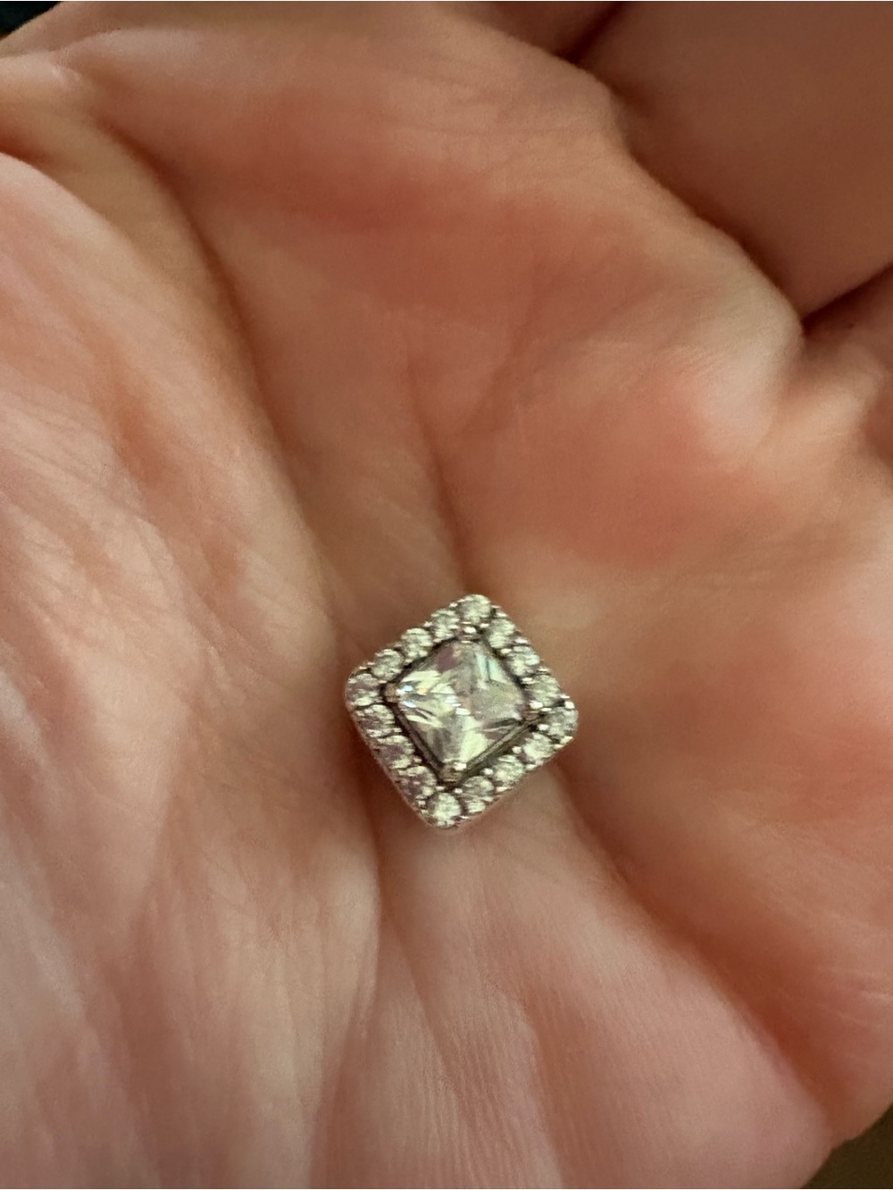 S925 charm with clear stones Linx